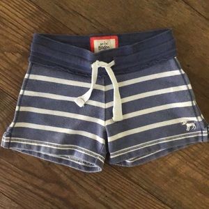 Mini Boden sweat shorts girls size 4T